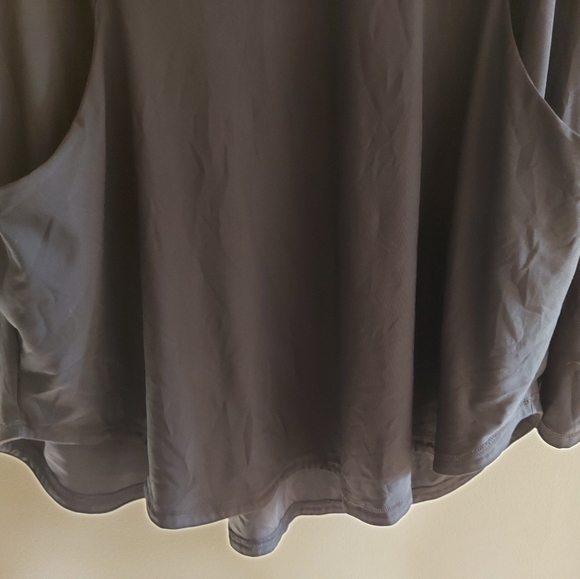 Nola Black Athletic Wear Pull Over With Pockets - Picture 7 of 10